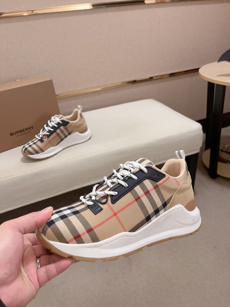 Burberry Low Shoes